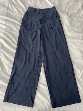 Athleta Pinnacle High Rise Trouser in Navy
